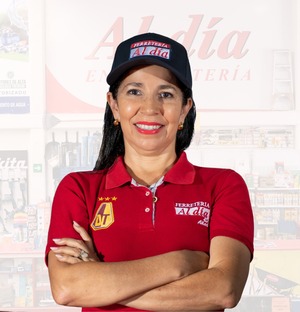 Milvia Piedad Diaz Secretaria de Gerencia de Ferretería Al Día