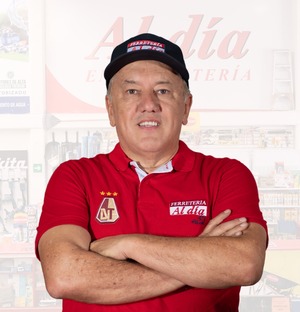 Héctor Javier Guzman Líder Mostrador de Ferretería Al Día